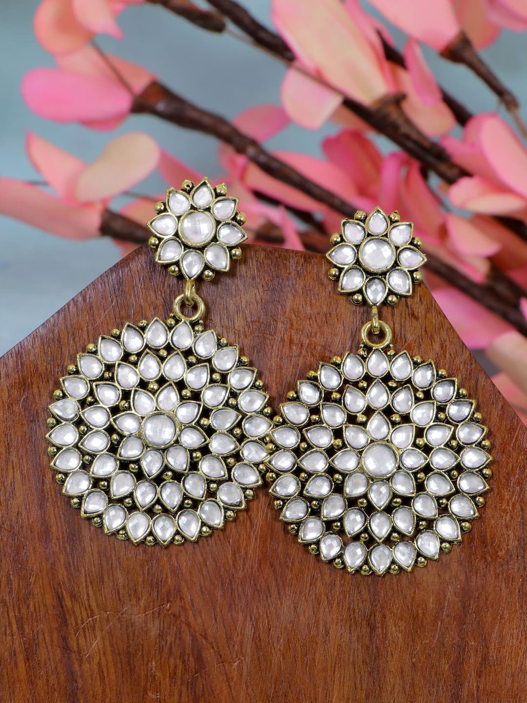 Crunchy Fashion Gold-Plated Kundan with Pearl Outline Contemprorary Drop Earrings CFE1382