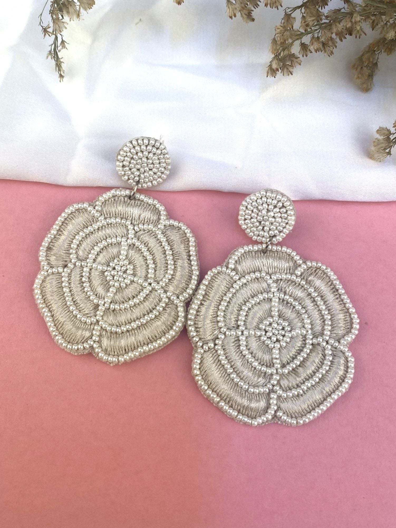 Unique Off-White Handmade Jewellery for Trendy Women & Girls