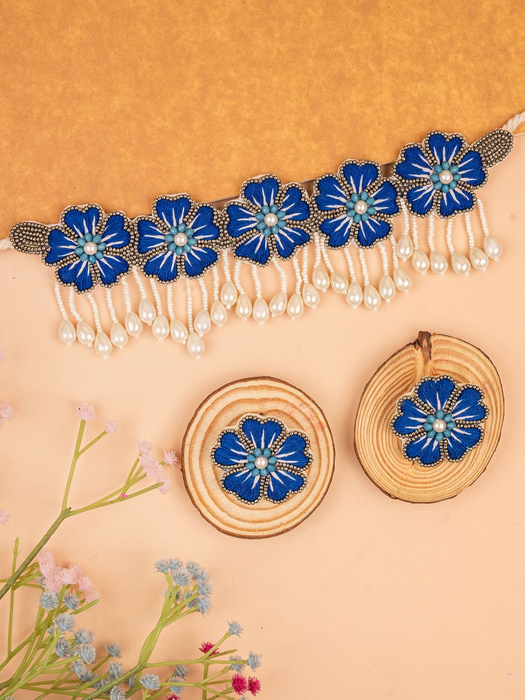 Handicraft Blooming Blue & White Beaded Flower Necklace Set for Women
