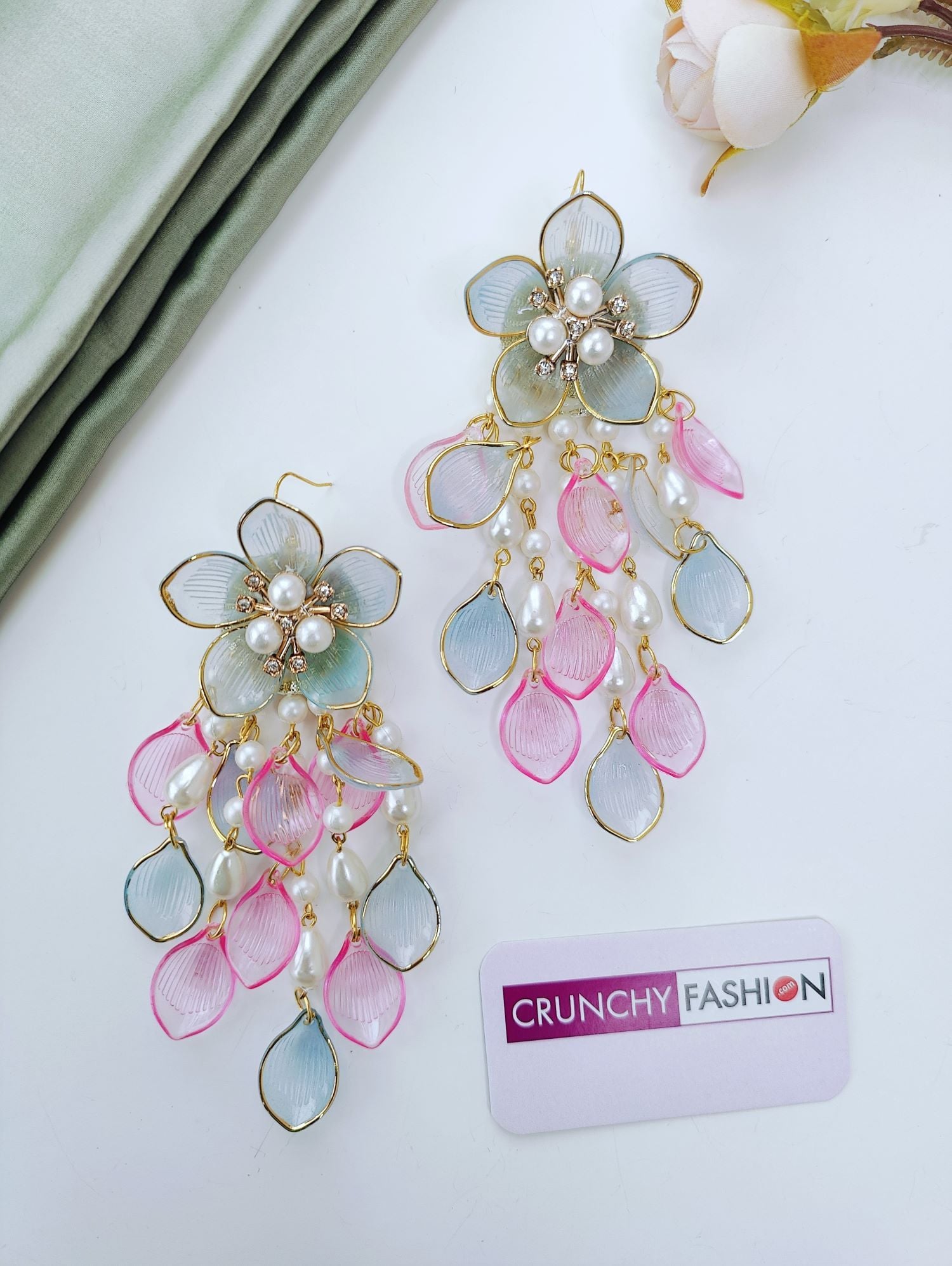 Handmade Pink Floral Acrylic Jewelry Set with Kaliras