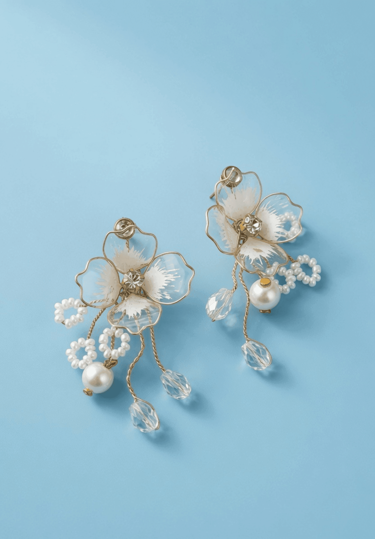 Handmade Crystal White Floral Resin Drop Earrings