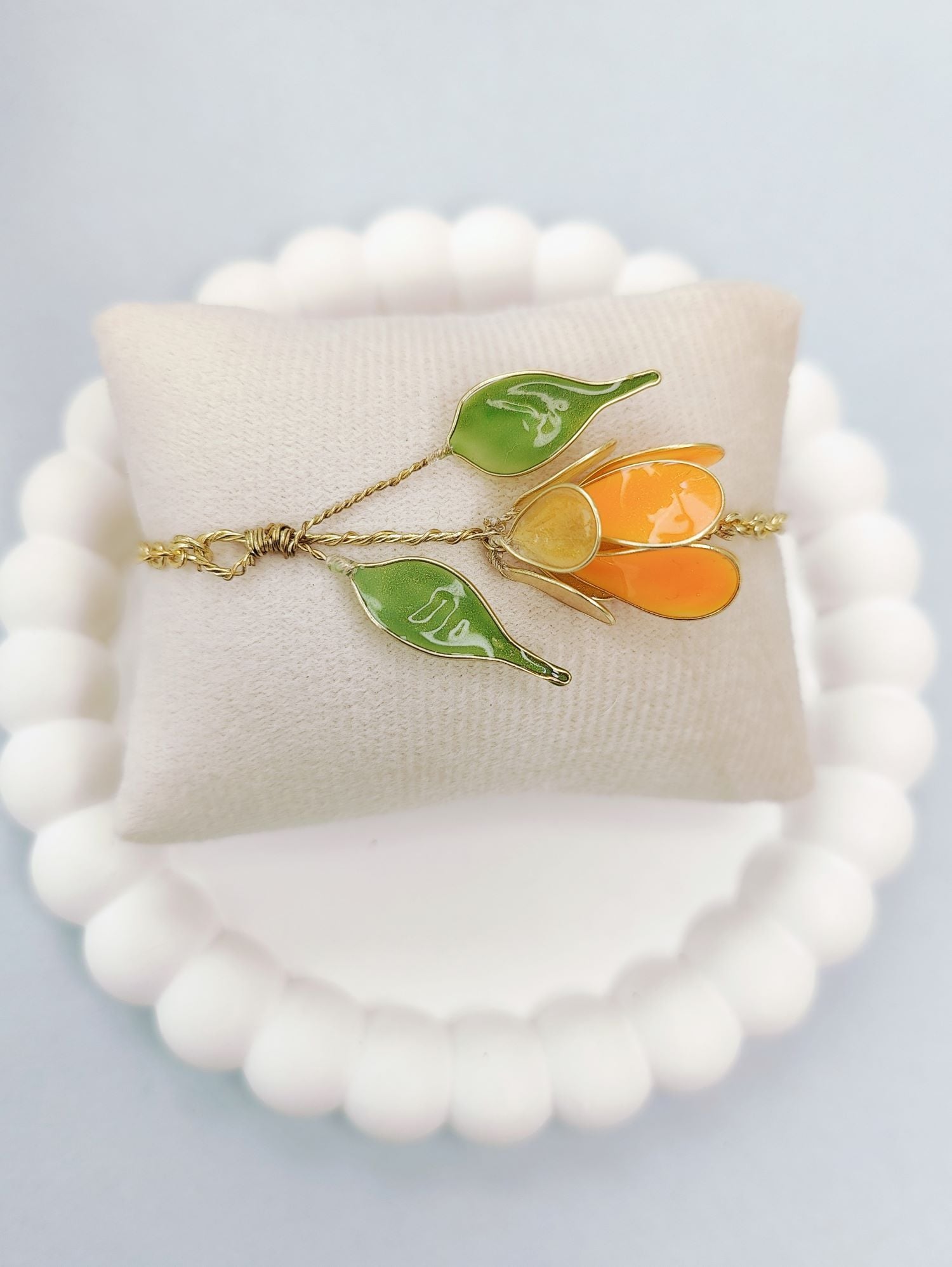 Handmade Resin Necklace Tulip Set in Orange Green