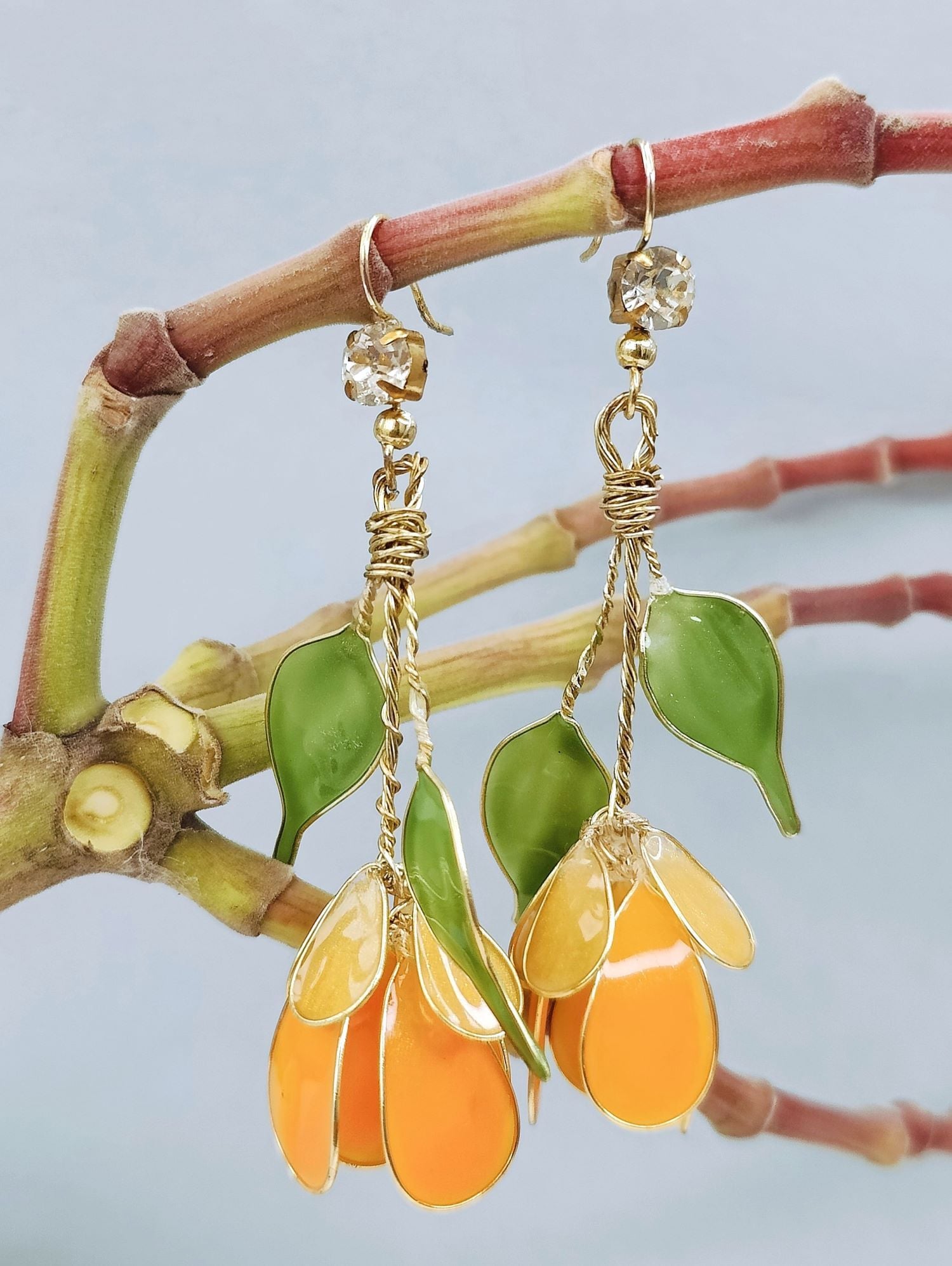 Handmade Resin Necklace Tulip Set in Orange Green