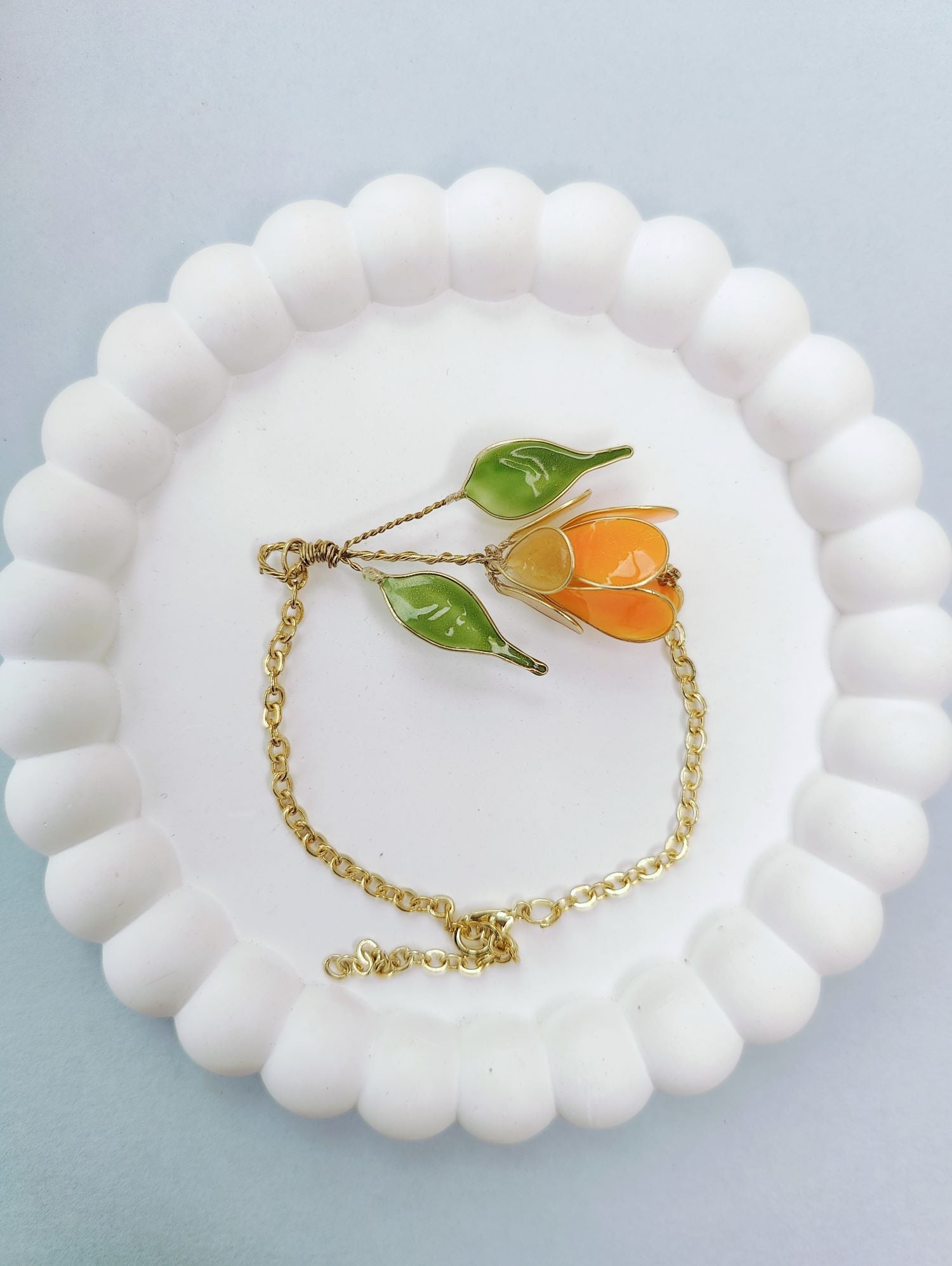 Handmade Resin Necklace Tulip Set in Orange Green