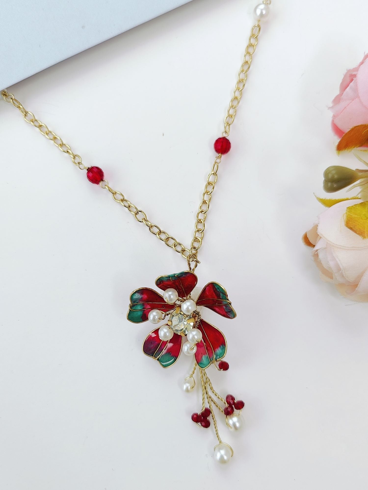 Cherry Red Green Floral Resin Necklace Set
