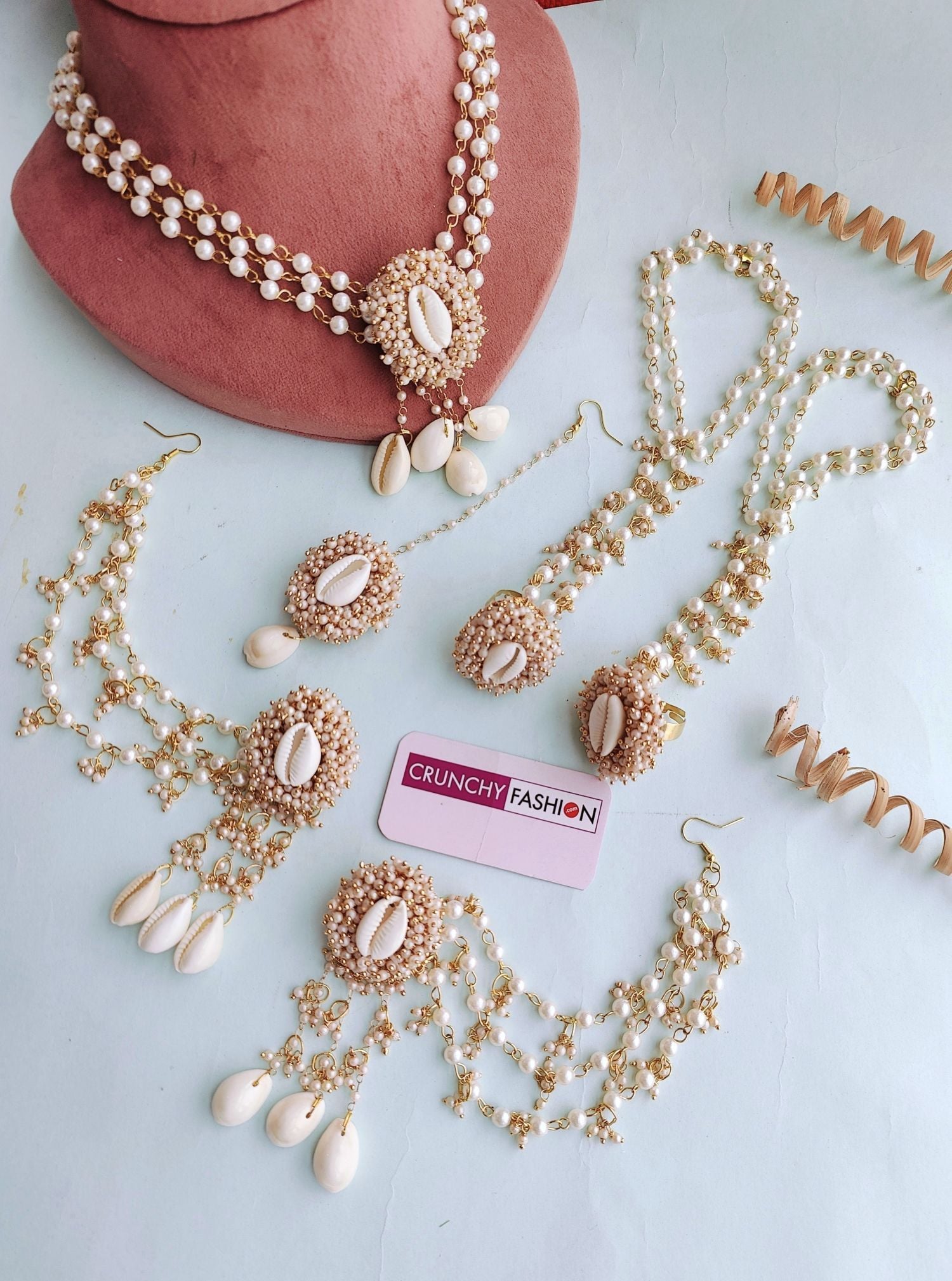 Nature White Cowrie Shell Jewelry Set for Haldi-Mehndi Festival