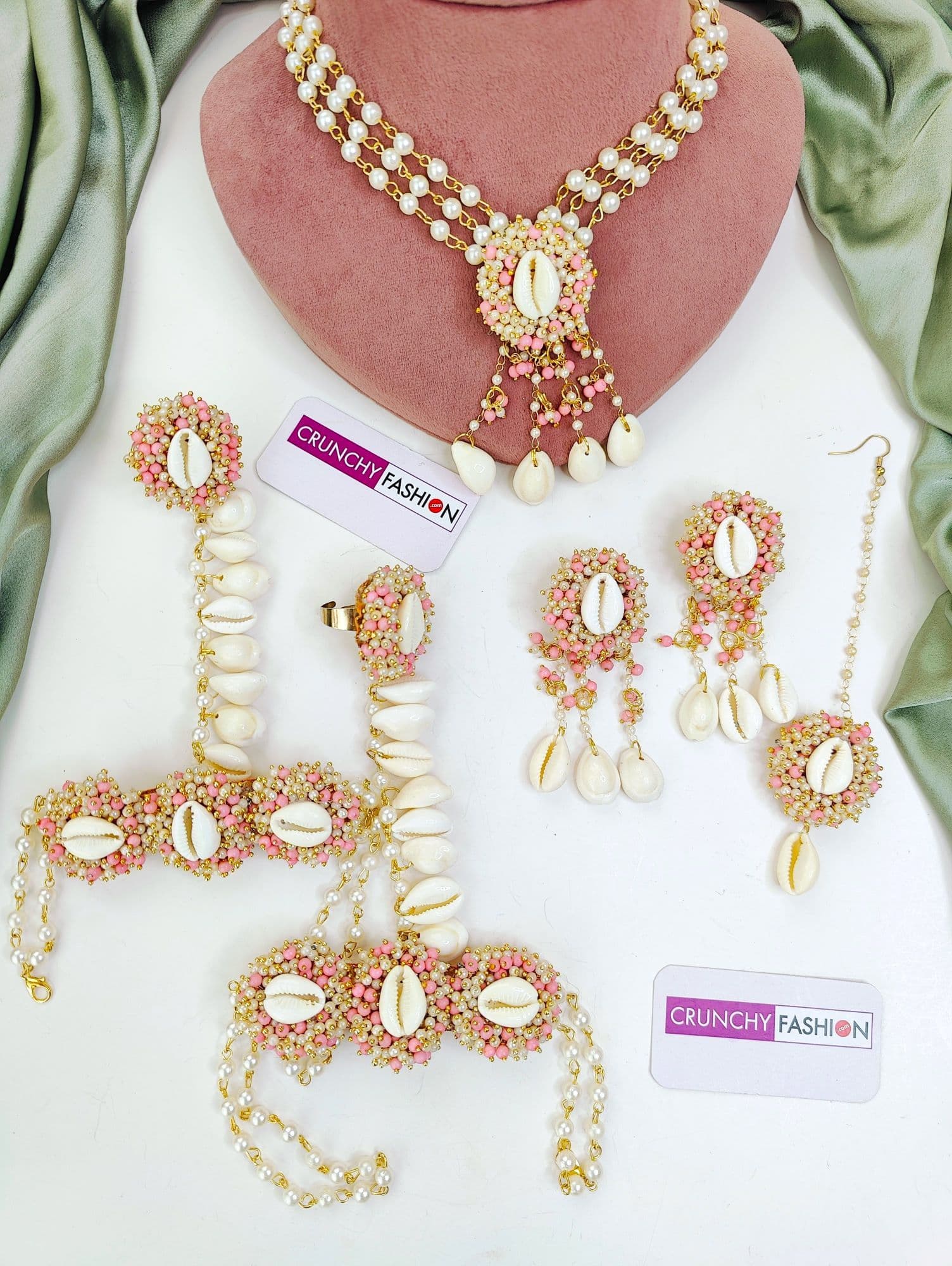 Baby Pink Sea Shell Haldi Mehndi Jewellery Set