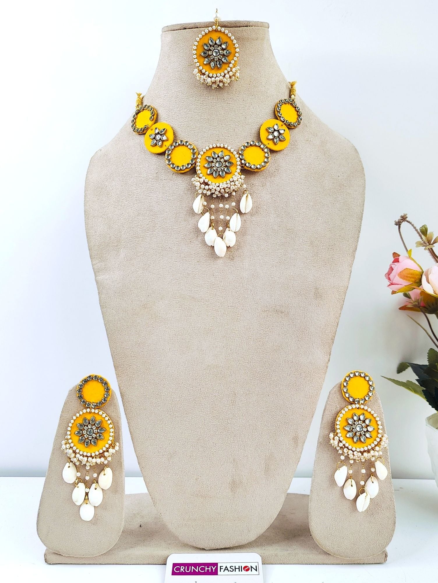 Yellow Kundan Cowrie Shell Haldi Mehndi Jewellery Set