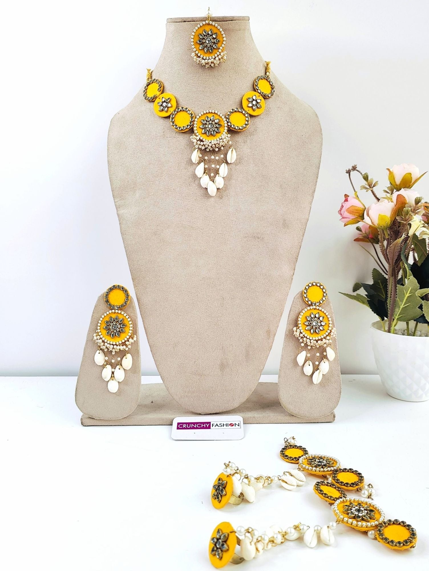Yellow Kundan Cowrie Shell Haldi Mehndi Jewellery Set