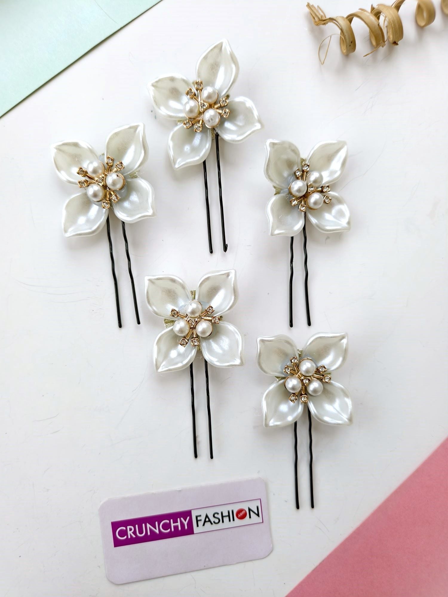 White Floral Acrylic Wedding Hair Pins & Clip