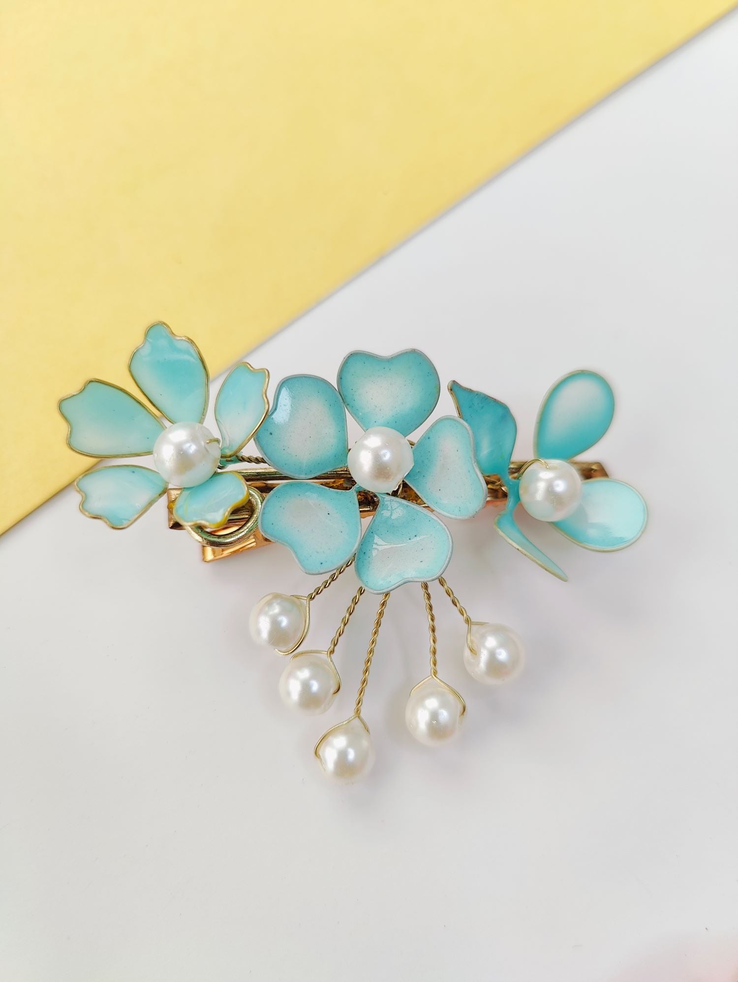 Skyblue Floral Resin Hair Clip – Lightweight Handmade