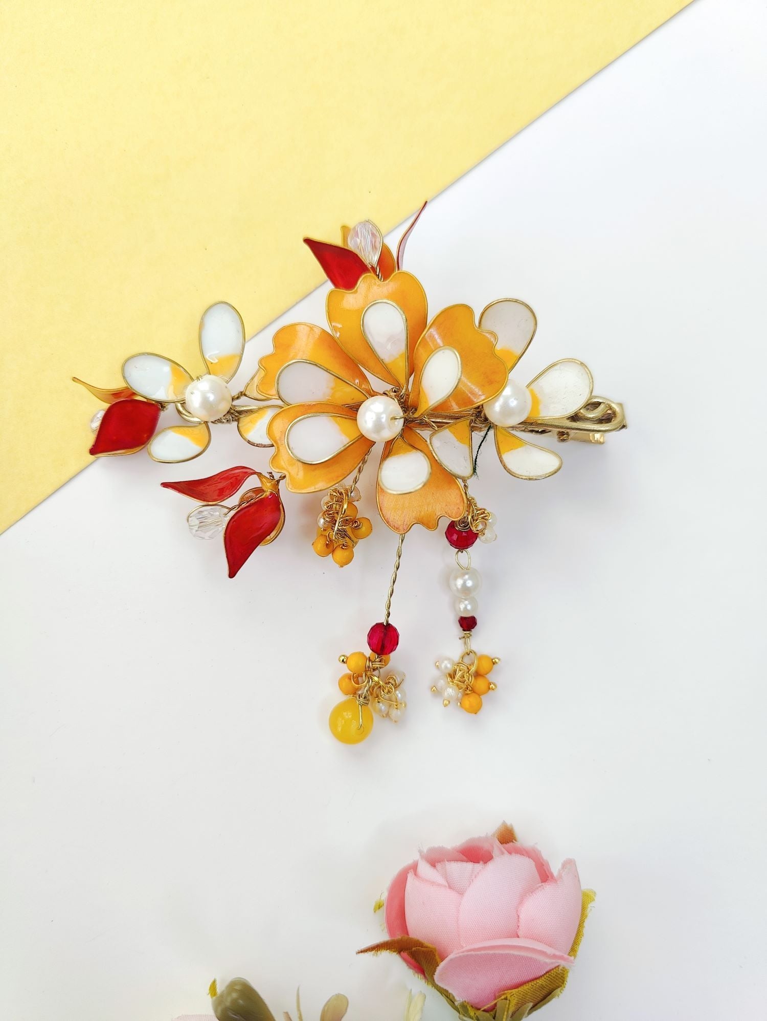 Handmade Yellow White Floral Resin Hair Clip