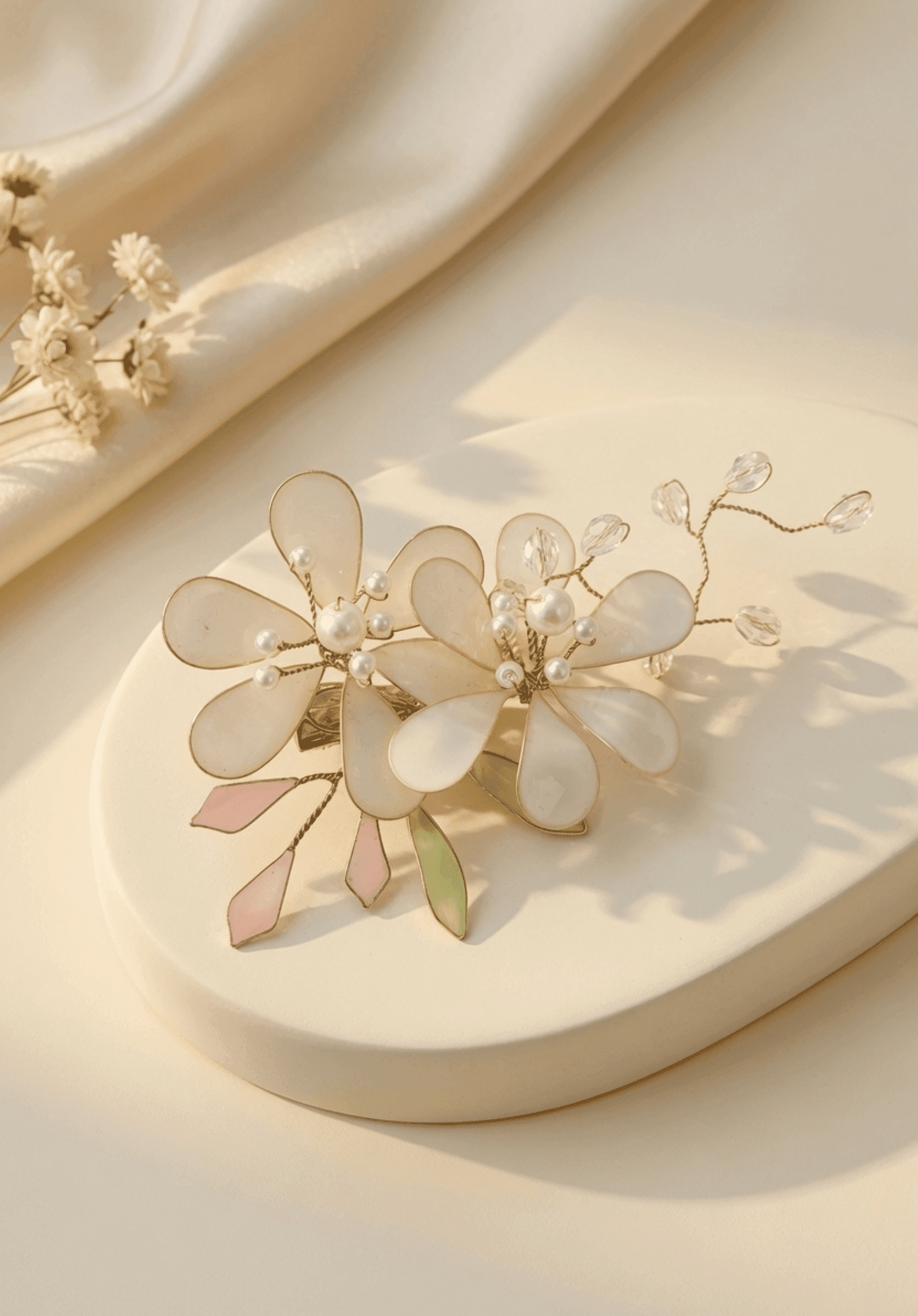 Handmade White & Green Floral Resin Hair Clip