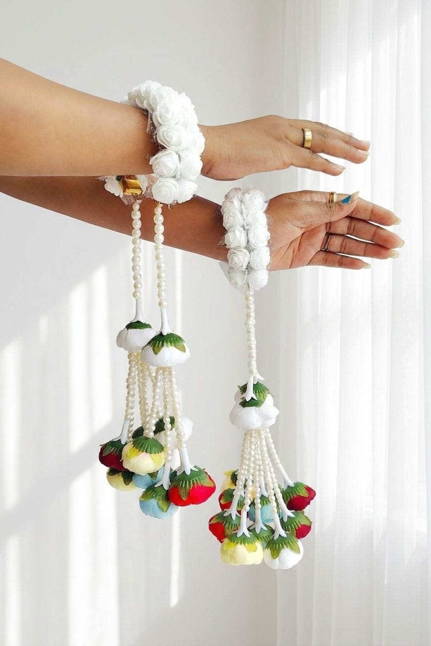 Flower Fiesta: Bridal Kalire Beaded Jewelry for Summer Weddings