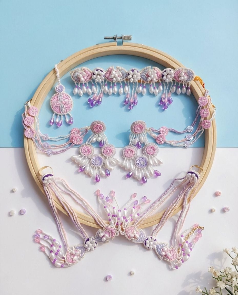 Floral Bliss: Multicolored Beaded Handmade Jewelry Set for Fashion-forward Seniors and Girls