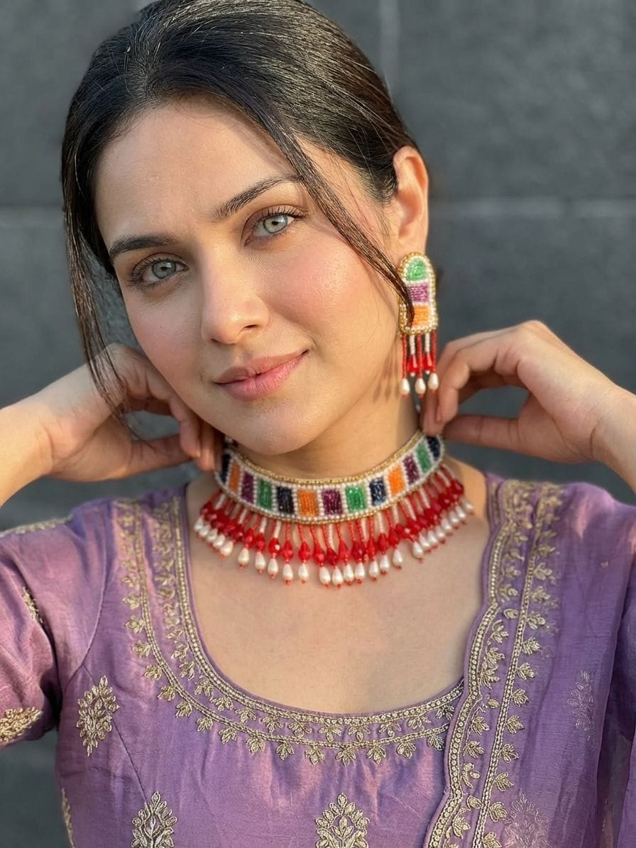 Antique Asymmetric Tassel Choker: Women's Handmade Multicolor Necklace Set with Pearl Accents