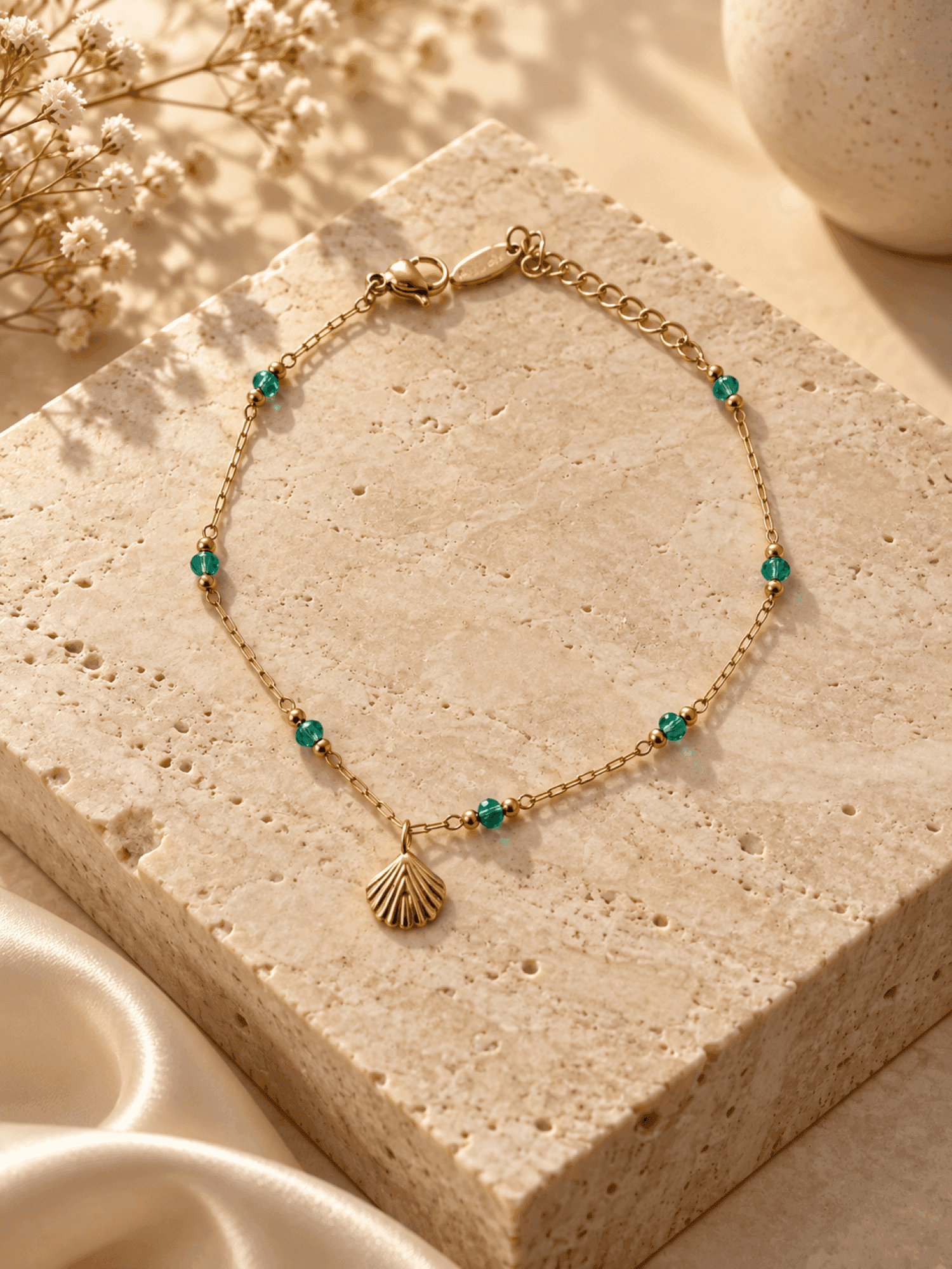 Green Beaded Shell Charm Anti Tarnish Gold Bracelet