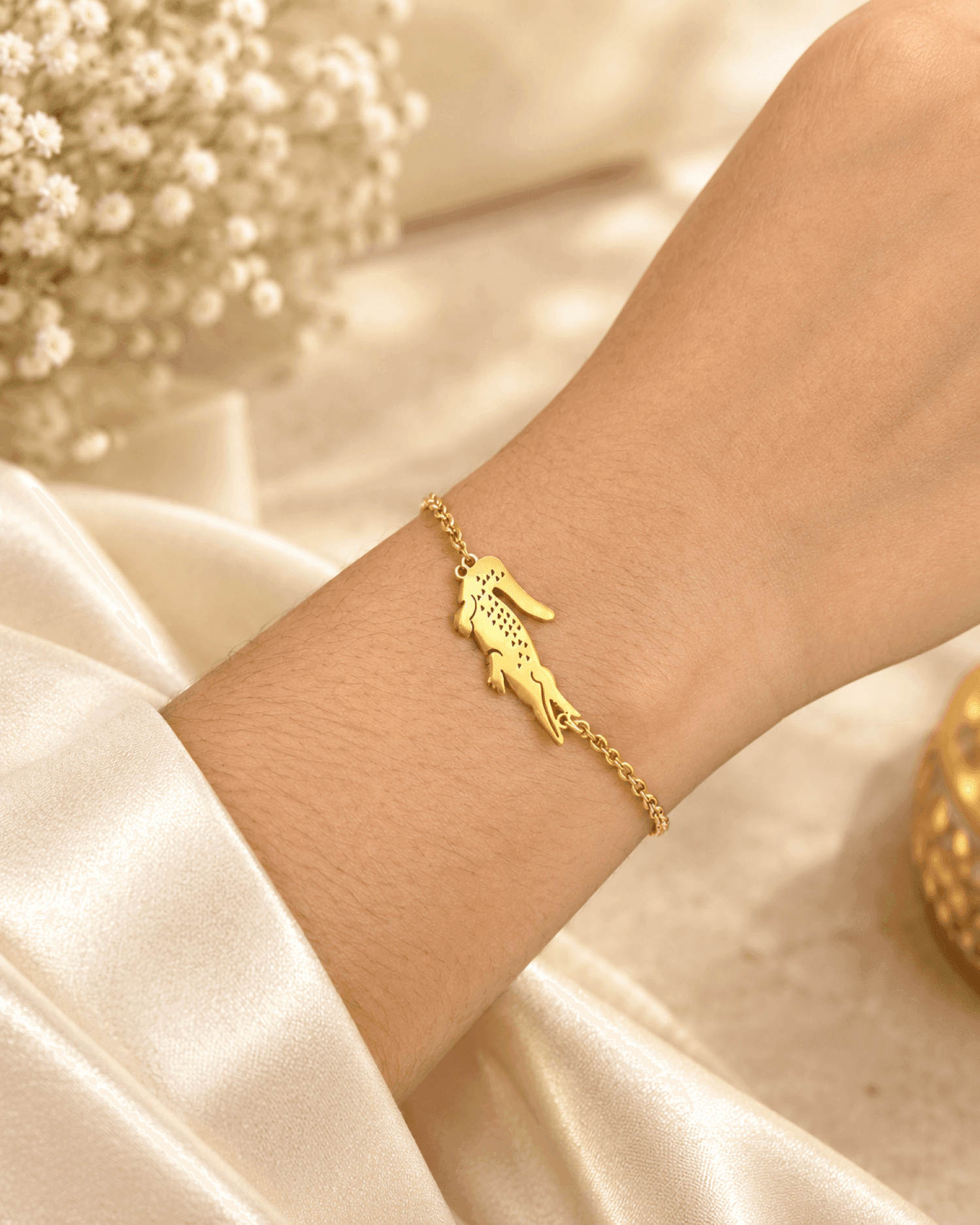 Gold Stainless Steel Anti-Tarnish Crocodile Charm Bracelet