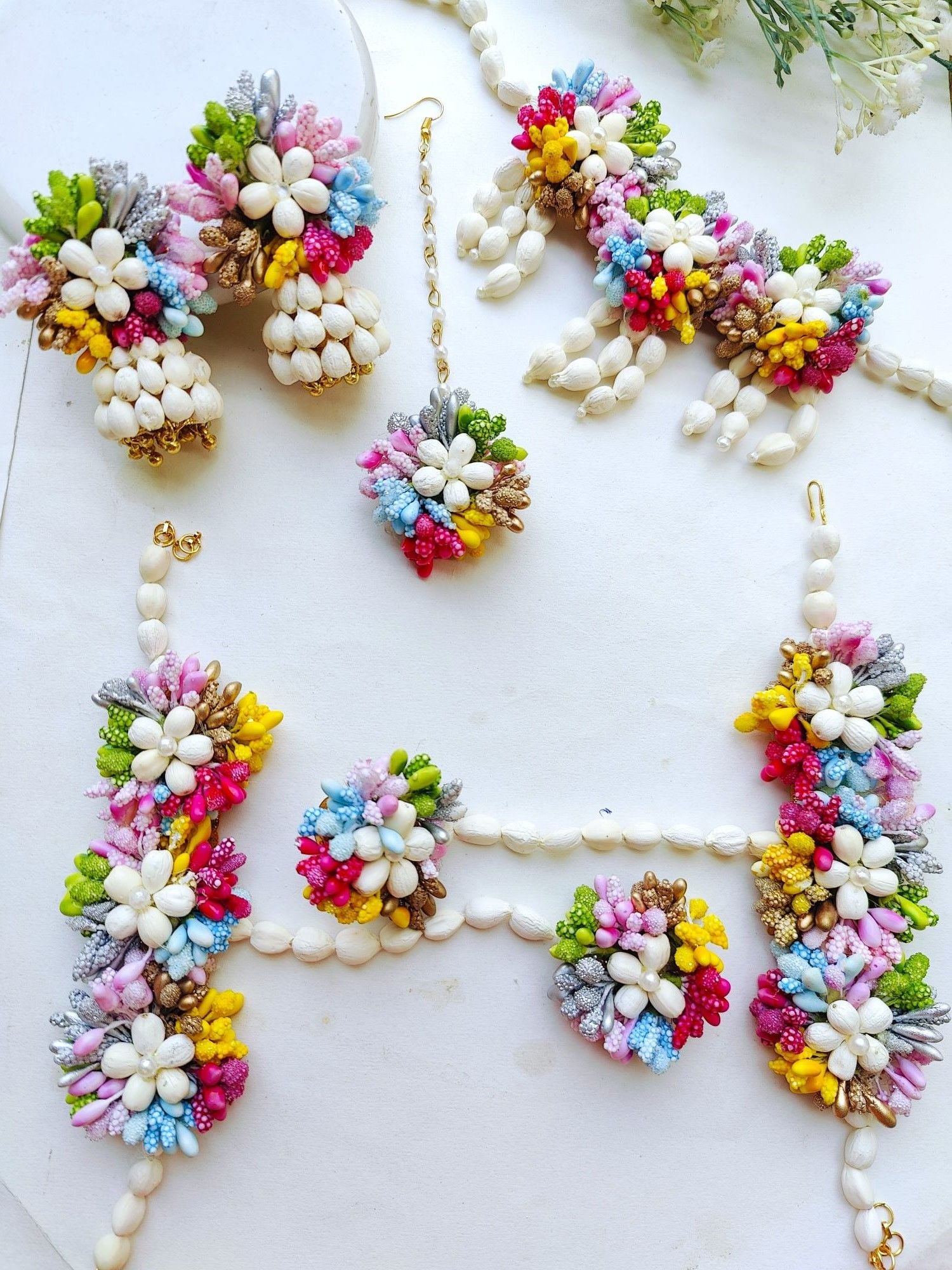 Multicolored Floral Haldi Jewelry Set for Bridal Elegance
