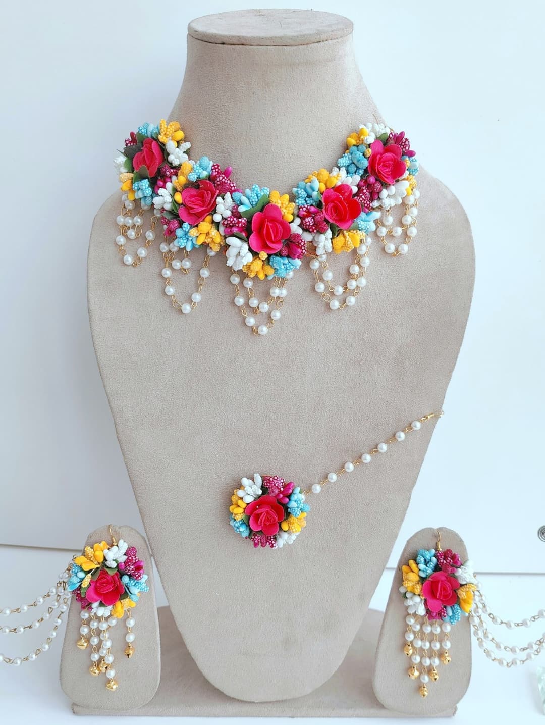 Multicolor Handicraft Flower Jewellery Set for Haldi, Wedding