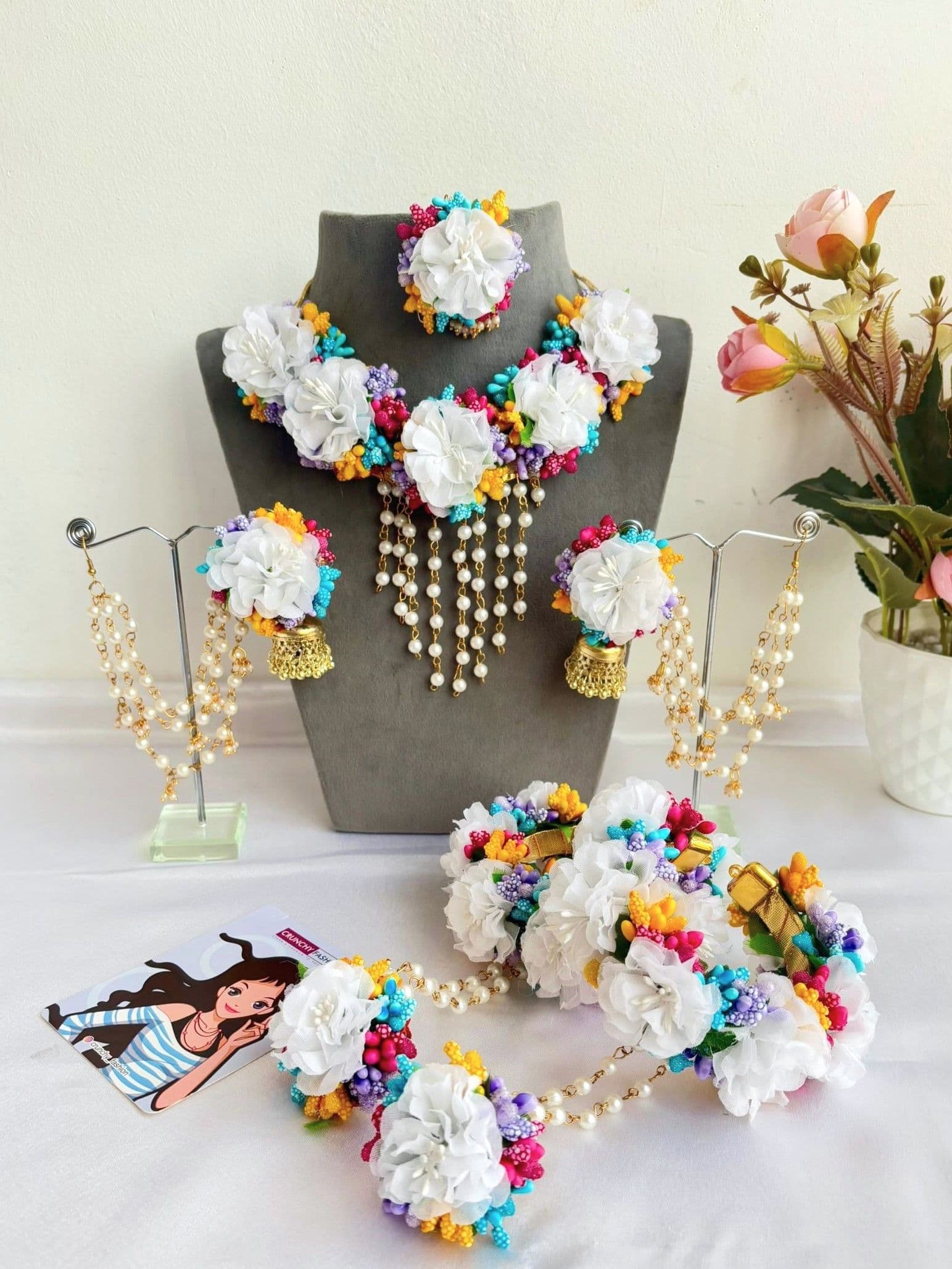 White floral haldi mehndi jewellery set for women and girls, ideal for weddings and haldi ceremonies