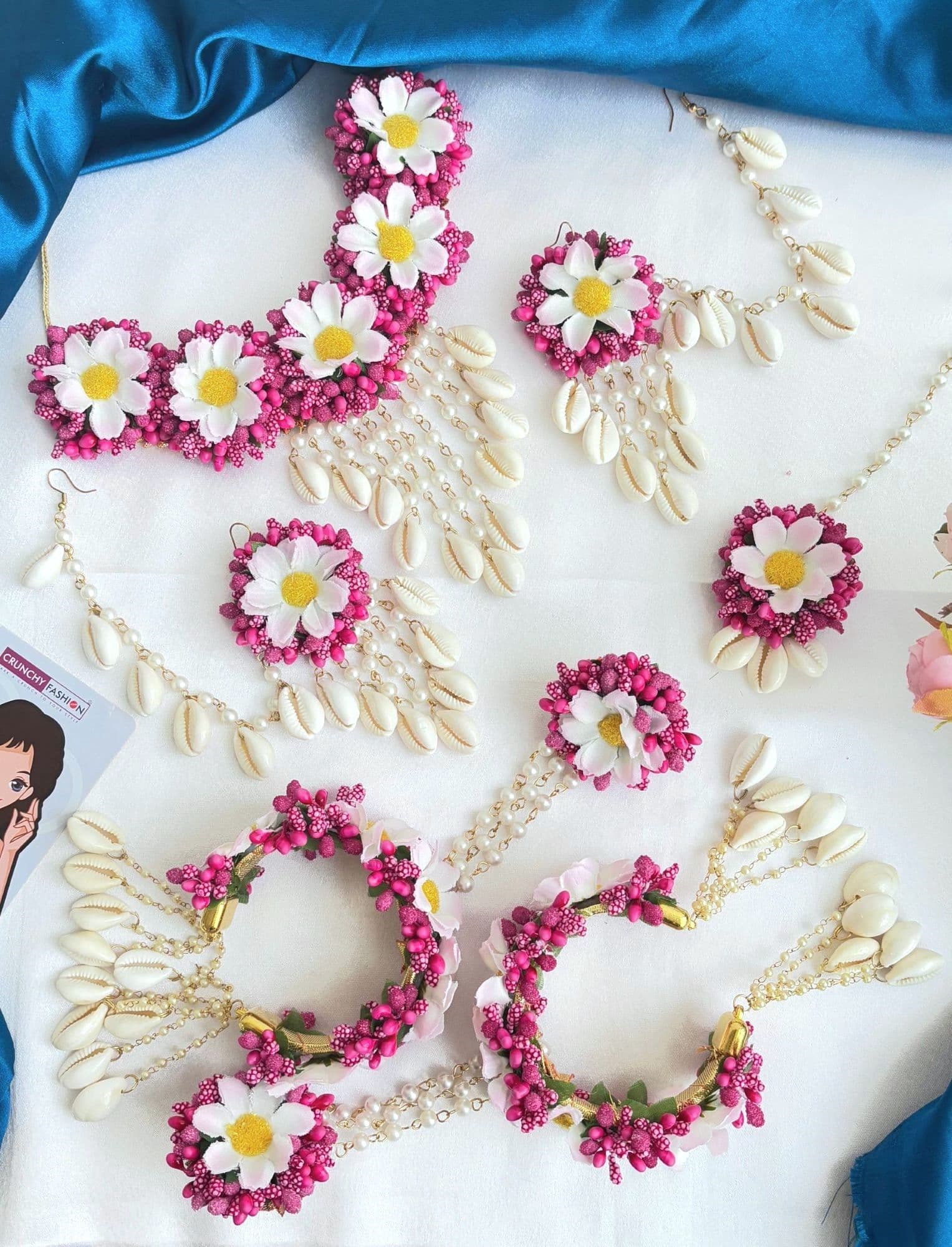 Pink color flower-themed haldi mehndi jewellery set for women and girls