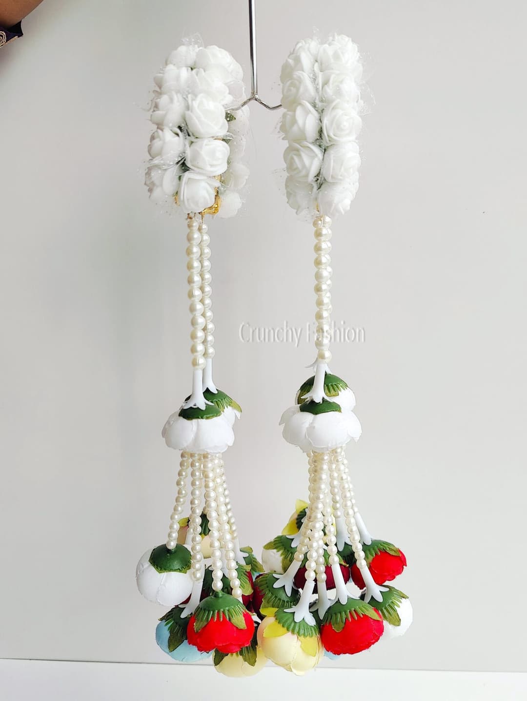Flower Fiesta: Bridal Kalire Beaded Jewelry for Summer Weddings
