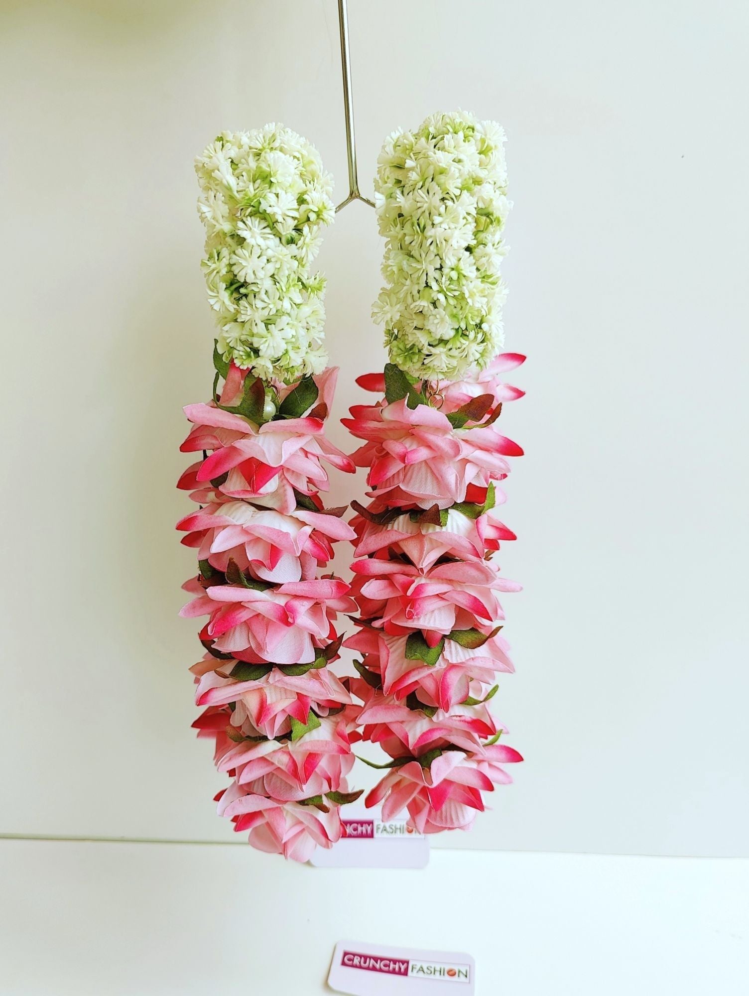 Floral Fantasy Bridal: Pink-White Roses Kaliras for Summer Weddings