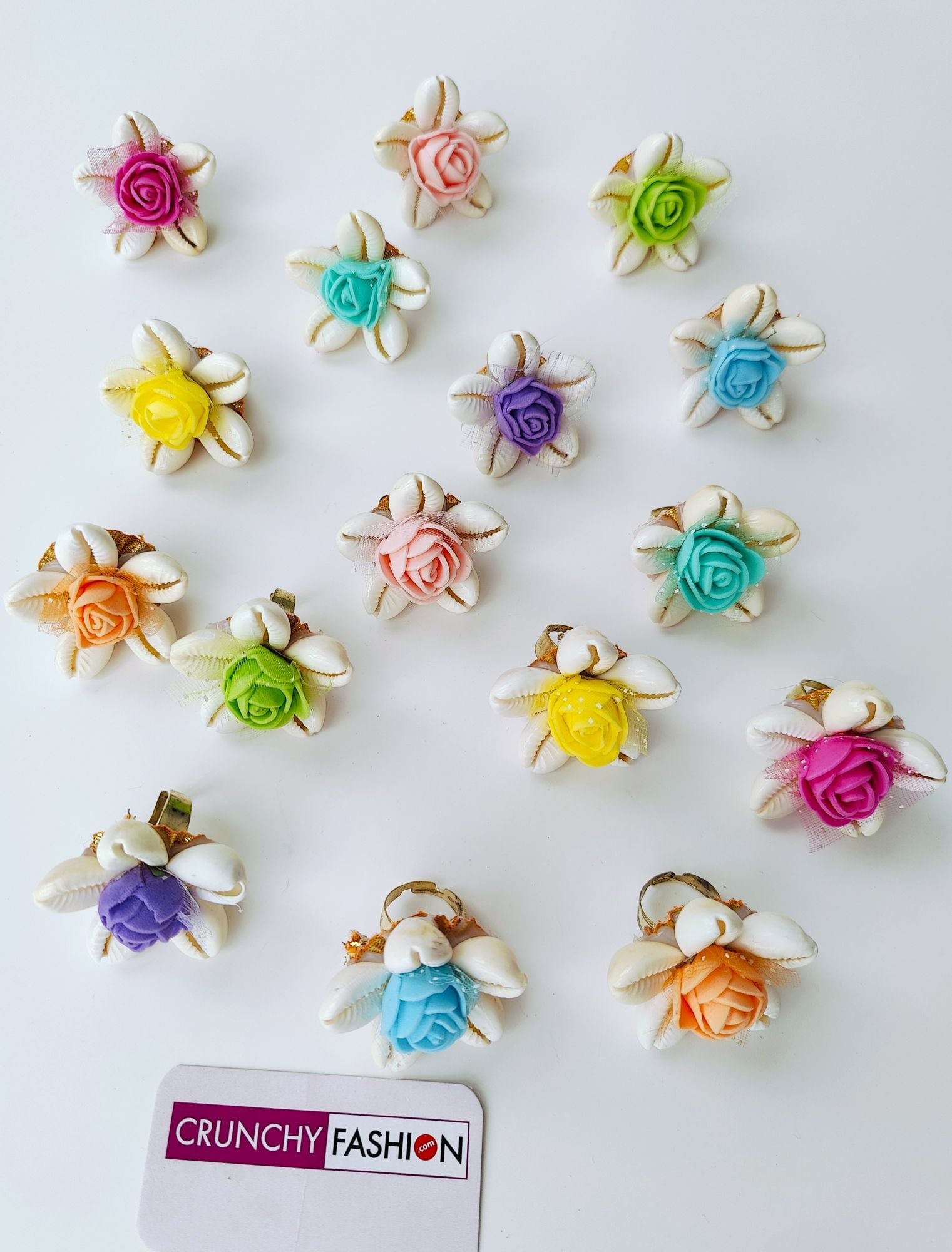 Handicraft Chic Floral Majesty: Adjustable Multicolor Shell Flower Ring