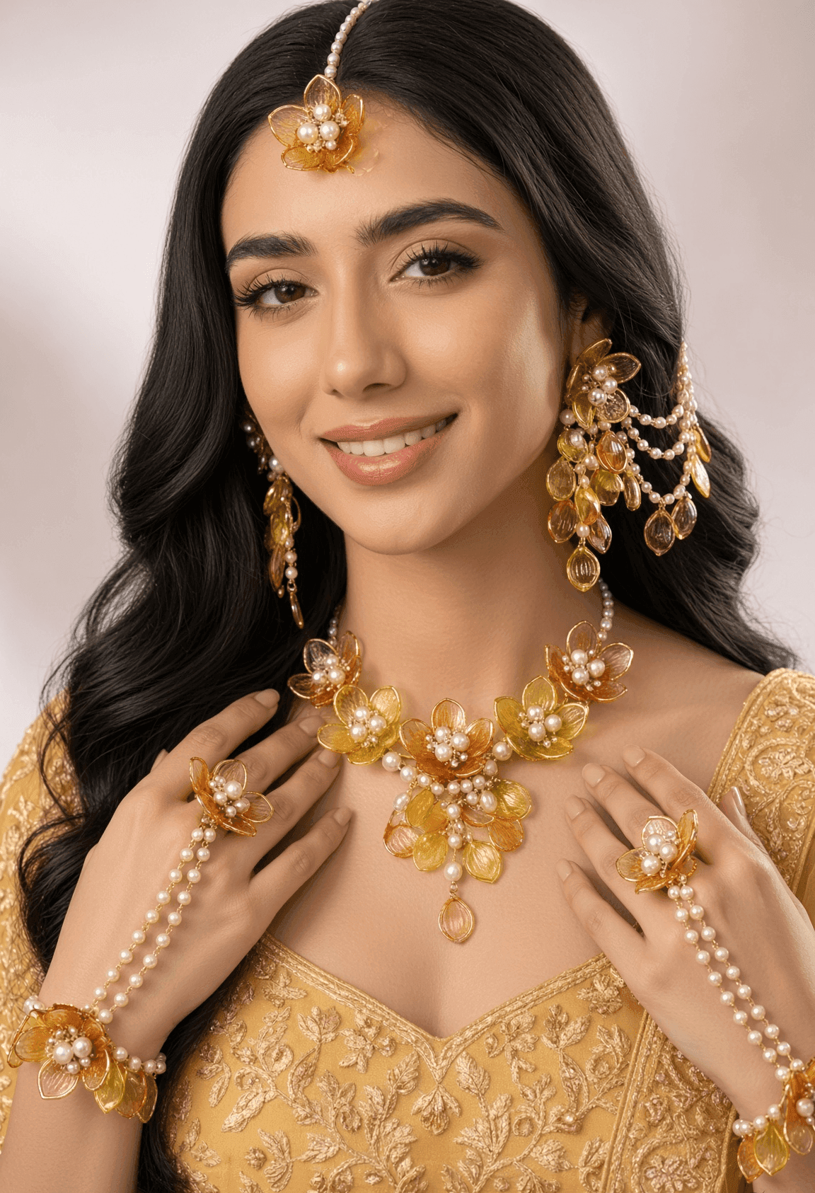 Ornate Haldi-Mehendi Floral Ensemble - Orange Dulhan Jewellery Set for Green Saree