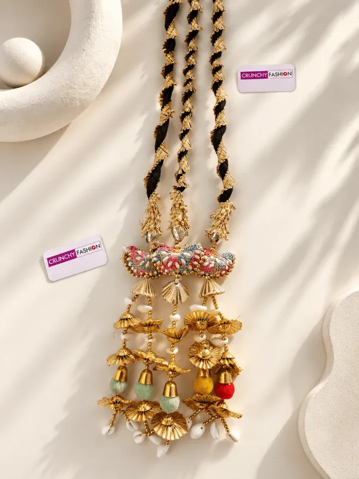 Ranjhana Sea Shell Tassel Parandi Hair Accessory