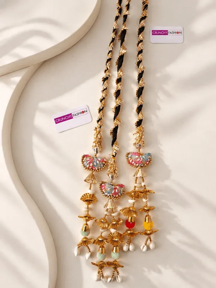 Ranjhana Sea Shell Tassel Parandi Hair Accessory
