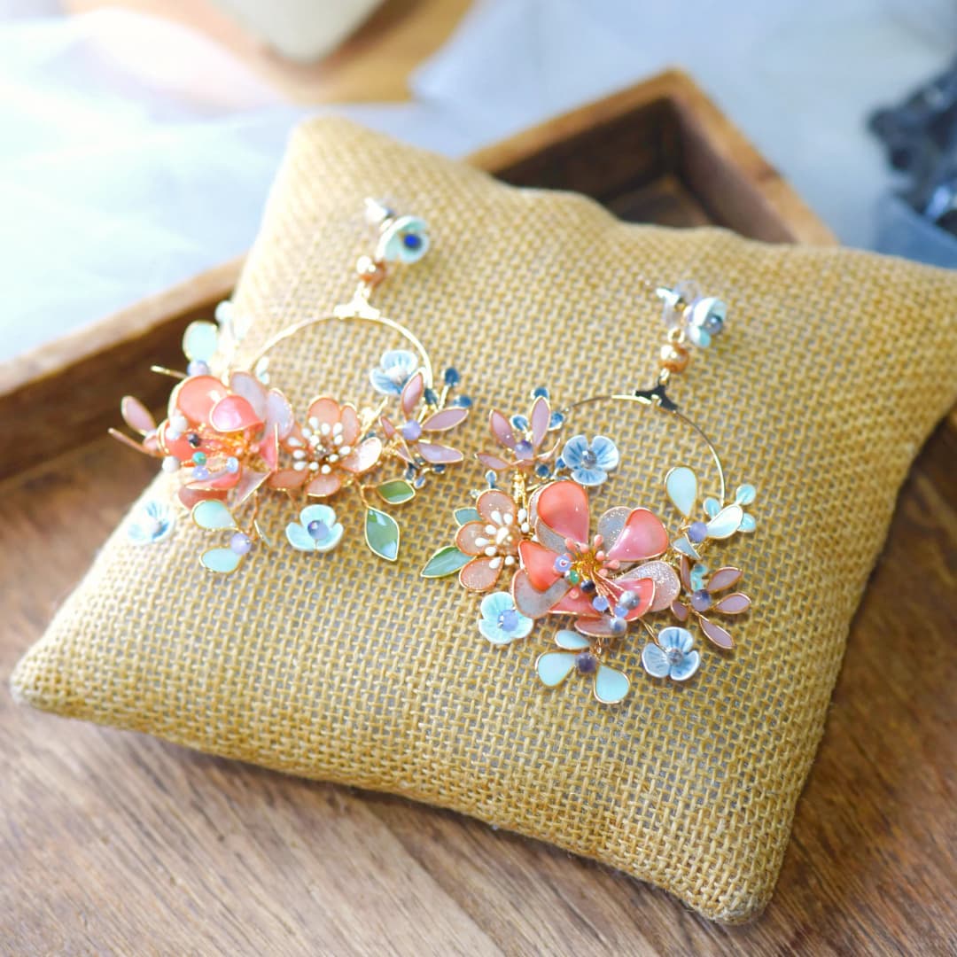 Nature's Mosaic: Flowery Jhumka Design, Resin and Copper Earrings for Women