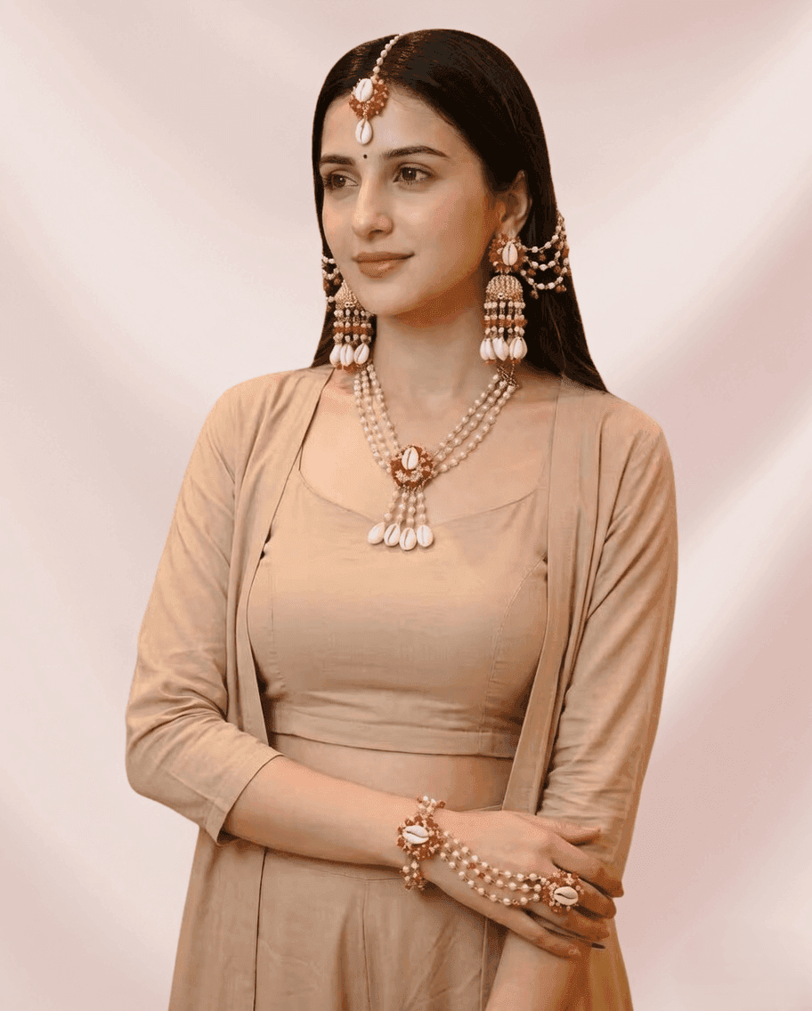 Traditional Red Cowrie Shell Haldi Jewellery Set for Wedding