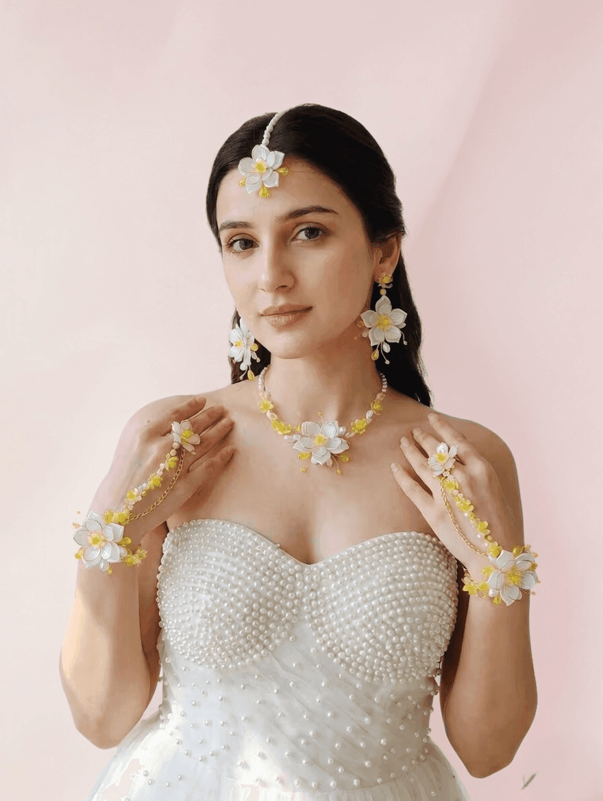 Sunflower Affair - Handmade Resin Bridal Set in White & Yellow