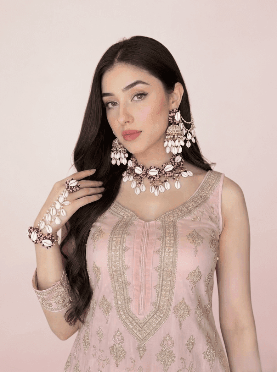 Lavender-Pink Haldi Sea Shell Flower Jewellery Set