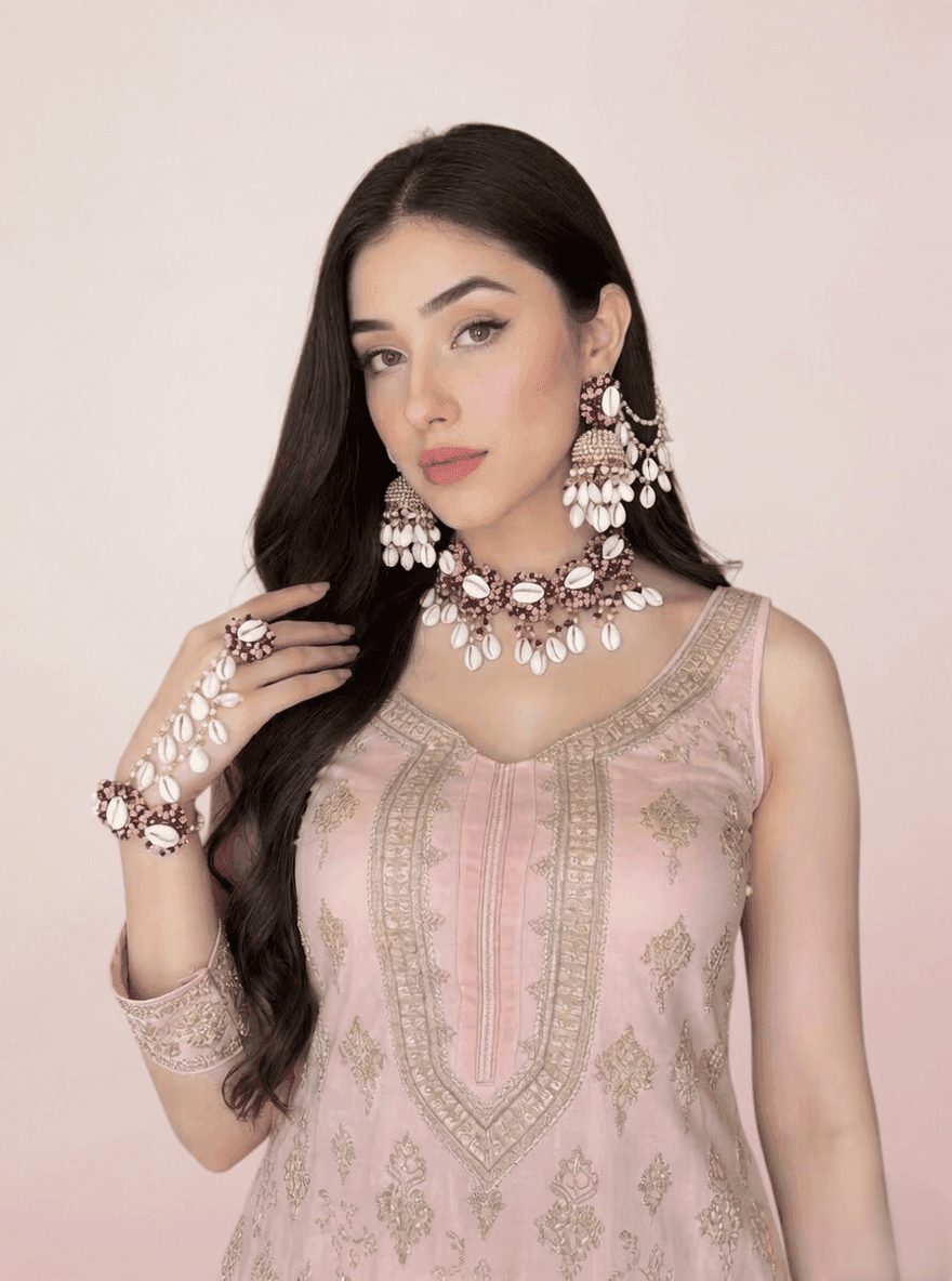Lavender-Pink Haldi Sea Shell Flower Jewellery Set